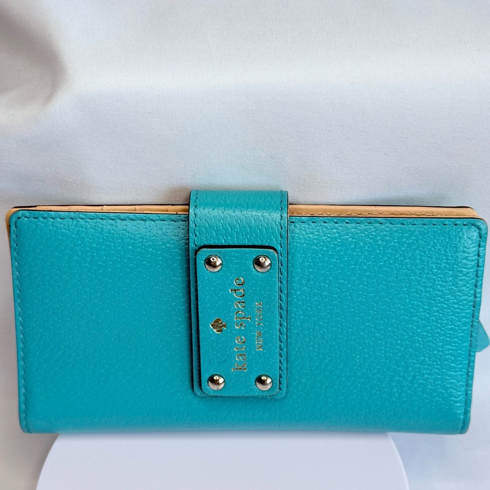 Kate Spade Wellesley Stacy Turquoise Leather Bifold Wallet w/ Snap & Outside zip